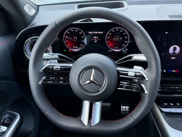 Mercedes-Benz GLB 350 4MATIC s technologií EQ (foto 17)