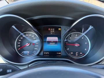 Mercedes-Benz V 300d 4M Exclusive (foto 17)