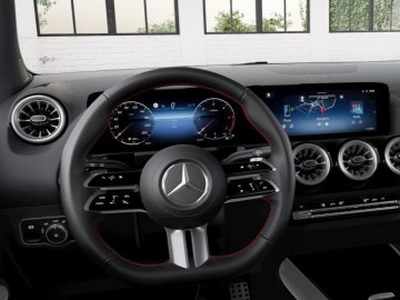 Mercedes-Benz GLA 200 d 4MATIC Edition 140 Years (foto 5)