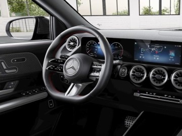 Mercedes-Benz GLA 200 d 4MATIC Edition 140 Years (foto 8)
