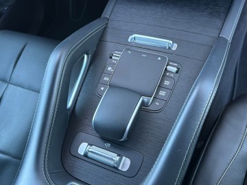 Mercedes-Benz GLE 400d 4MATIC kupé (foto 29)