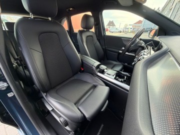 Mercedes-Benz B 180 (foto 28)