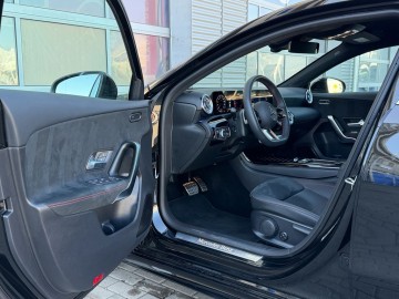 Mercedes-Benz A 200d AMG Style Edition (foto 21)