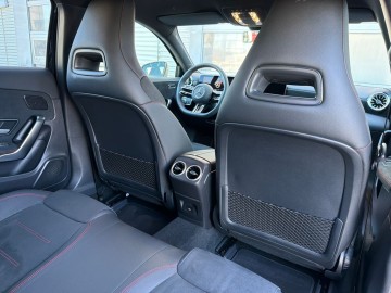 Mercedes-Benz A 200d AMG Style Edition (foto 27)