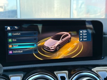 Mercedes-Benz A 200d AMG Style Edition (foto 33)