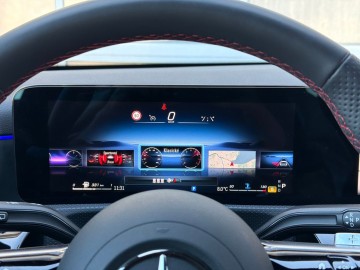 Mercedes-Benz A 200d AMG Style Edition (foto 34)