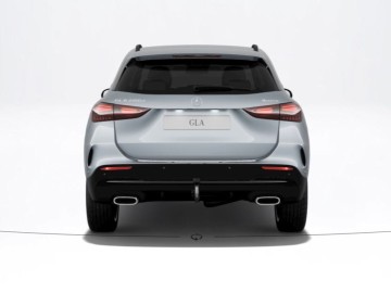 Mercedes-Benz GLA 200 d 4MATIC Edition 140 Years (foto 4)