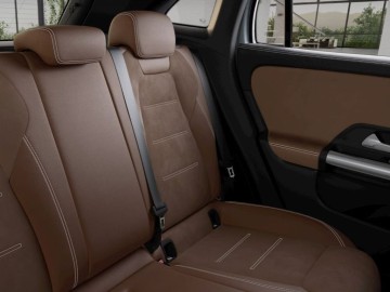 Mercedes-Benz GLA 200 d 4MATIC Edition 140 Years (foto 7)