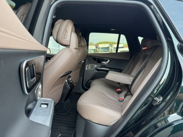Mercedes-Benz EQE 500 4MATIC SUV Electric Art Edition (foto 13)