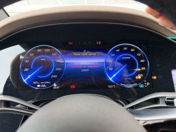 Mercedes-Benz EQE 500 4MATIC SUV Electric Art Edition (foto 16)