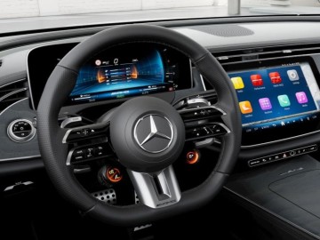 Mercedes-Benz AMG E 53 HYBRID 4MATIC+ (foto 5)