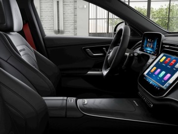 Mercedes-Benz AMG E 53 HYBRID 4MATIC+ (foto 6)