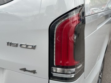 Mercedes-Benz Vito 119 CDI Tourer L 4X4 (foto 11)