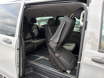 Mercedes-Benz Vito 119 CDI Tourer L 4X4 (foto 30)