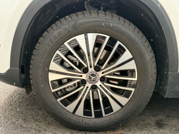 Mercedes-Benz EQA 250+ (foto 25)