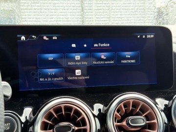 Mercedes-Benz EQA 250+ (foto 31)