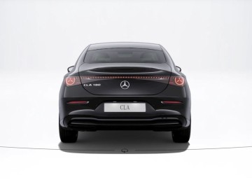 Mercedes-Benz CLA 180 (foto 4)
