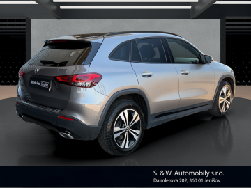 Mercedes-Benz GLA 200d 4MATIC (foto 4)