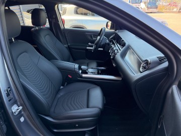 Mercedes-Benz GLA 200d 4MATIC (foto 9)