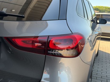 Mercedes-Benz GLA 200d 4MATIC (foto 12)