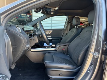 Mercedes-Benz GLA 200d 4MATIC (foto 14)