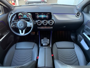 Mercedes-Benz GLA 200d 4MATIC (foto 15)