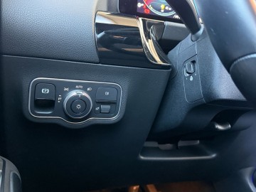 Mercedes-Benz GLA 200d 4MATIC (foto 20)