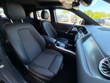 Mercedes-Benz GLA 200d 4MATIC (foto 27)