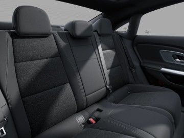 Mercedes-Benz CLA 180 (foto 14)