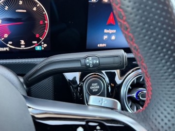 Mercedes-Benz A 200 d AMG Style Edition (foto 19)