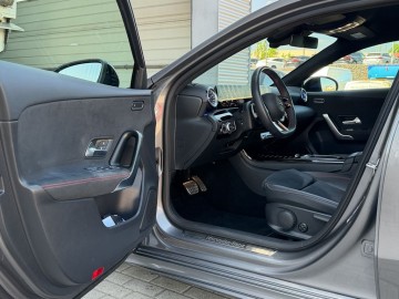Mercedes-Benz A 200 d AMG Style Edition (foto 21)