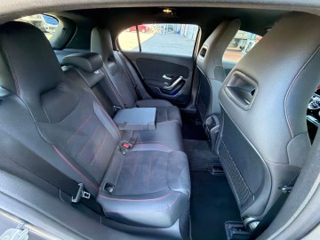 Mercedes-Benz A 200 d AMG Style Edition (foto 27)