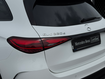 Mercedes-Benz GLC 220 d 4MATIC (foto 21)