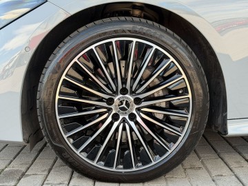 Mercedes-Benz CLE 300 4MATIC AMG Cabrio (foto 24)