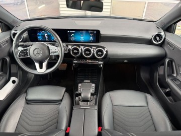 Mercedes-Benz A 180d (foto 16)