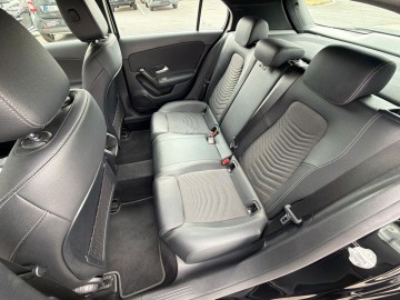 Mercedes-Benz A 180d (foto 27)