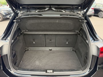 Mercedes-Benz GLA 200 d (foto 12)