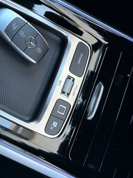 Mercedes-Benz GLB 200 d 4MATIC Progressive Edition (foto 29)