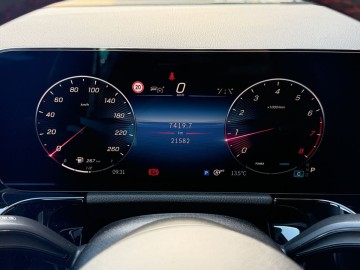 Mercedes-Benz GLA 200 AMG Style Edition (foto 16)
