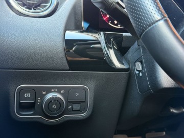 Mercedes-Benz GLA 200 AMG Style Edition (foto 20)
