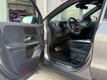 Mercedes-Benz GLA 200 AMG Style Edition (foto 21)