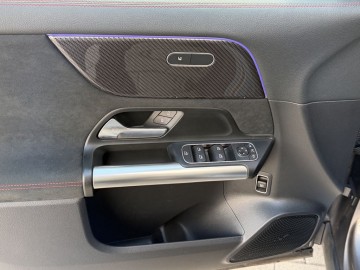 Mercedes-Benz GLA 200 AMG Style Edition (foto 22)