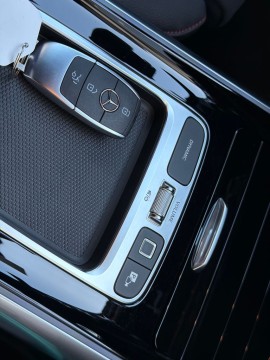 Mercedes-Benz GLA 200 AMG Style Edition (foto 28)