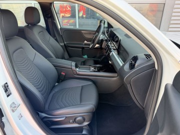 Mercedes-Benz GLB 220 4 MATIC (foto 9)