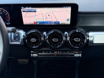 Mercedes-Benz GLB 220 4 MATIC (foto 17)