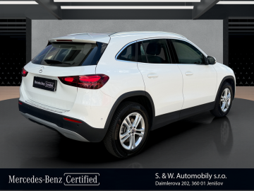Mercedes-Benz GLA 220 4 MATIC (foto 4)