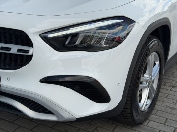 Mercedes-Benz GLA 220 4 MATIC (foto 8)