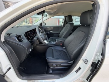 Mercedes-Benz GLA 220 4 MATIC (foto 14)
