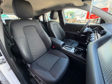 Mercedes-Benz GLA 220 4 MATIC (foto 28)