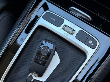 Mercedes-Benz GLA 220 4 MATIC (foto 29)